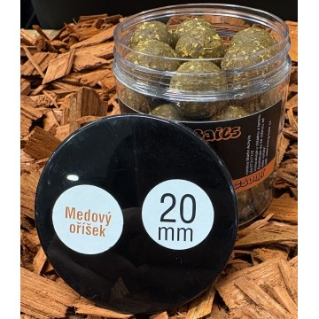 Vyvážené boilies Tuning-Baits Medový oříšek /...