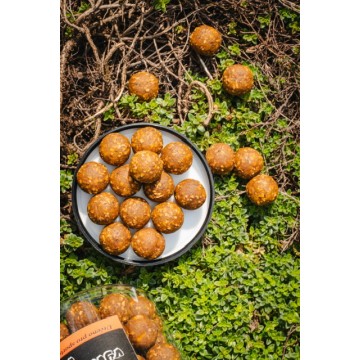 Vyvážené boilies Tuning-Baits Medový oříšek /...